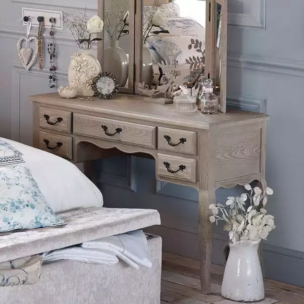 Dunelm Chalk Cottage Jug With Tilted Spout 3 Dunelm Chalk Cottage Jug With Tilted Spout - Image 3