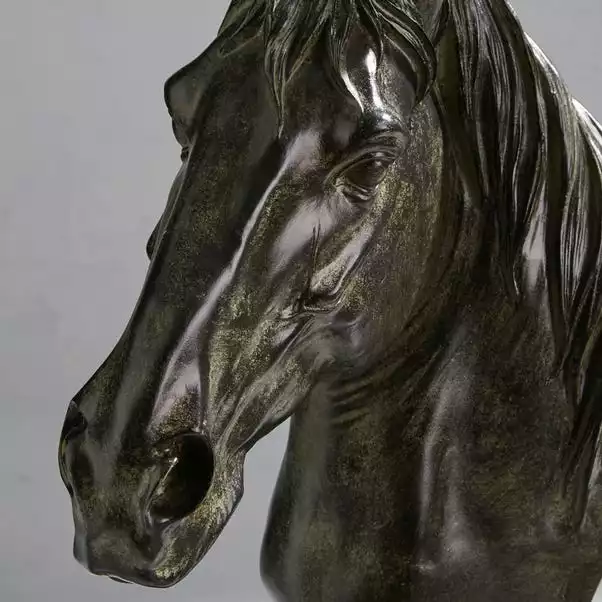 Dorma Horses Head Ornament 2 Dorma Horses Head Ornament - Image 2