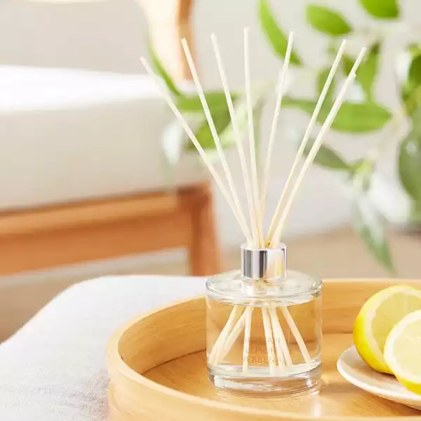 Wax Lyrical Lemon Verbena Reed Diffuser 1 Wax Lyrical Lemon Verbena Reed Diffuser