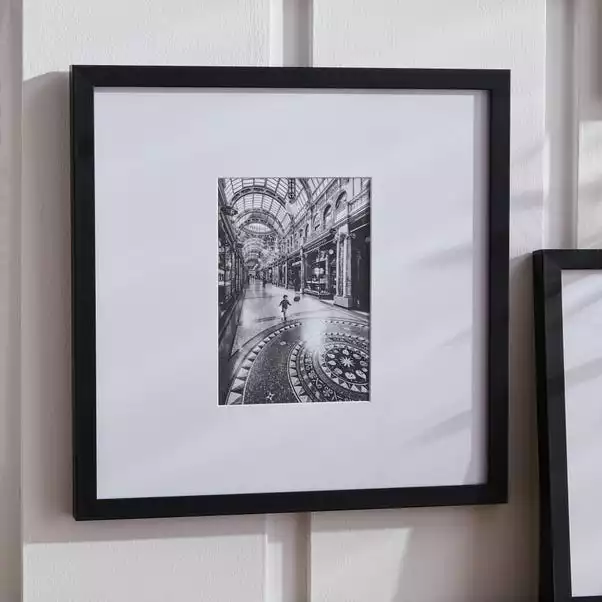 Dunelm Black Oversized Mount Frame 7" X 5" (18cm X 13cm) 1 Dunelm Black Oversized Mount Frame 7" X 5" (18cm X 13cm)