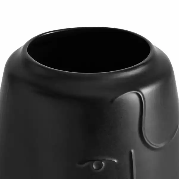Dunelm Curves Face Vase Black 19cm 3 Dunelm Curves Face Vase Black 19cm - Image 3
