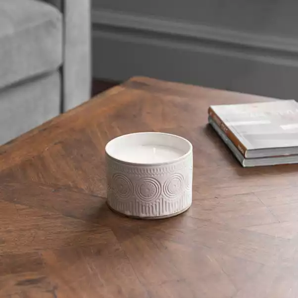 Dunelm Pretty Boho Ceramic Multiwick White Sandalwood Candle 2 Dunelm Pretty Boho Ceramic Multiwick White Sandalwood Candle - Image 2