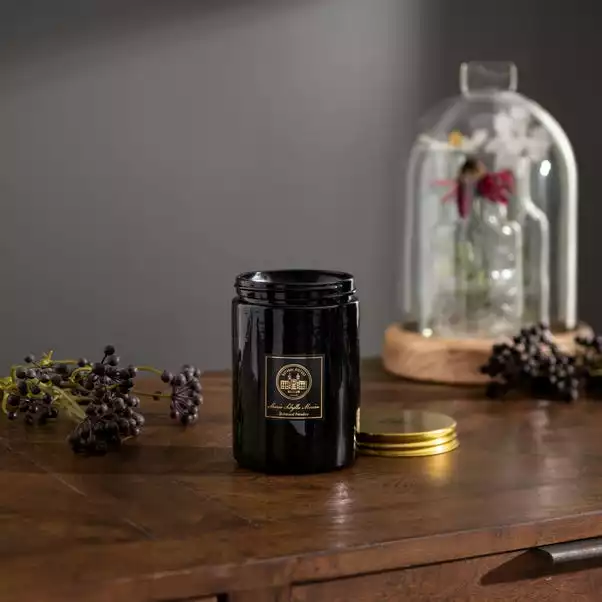 Natural History Museum Botanical Paradise Candle 3 Natural History Museum Botanical Paradise Candle - Image 3