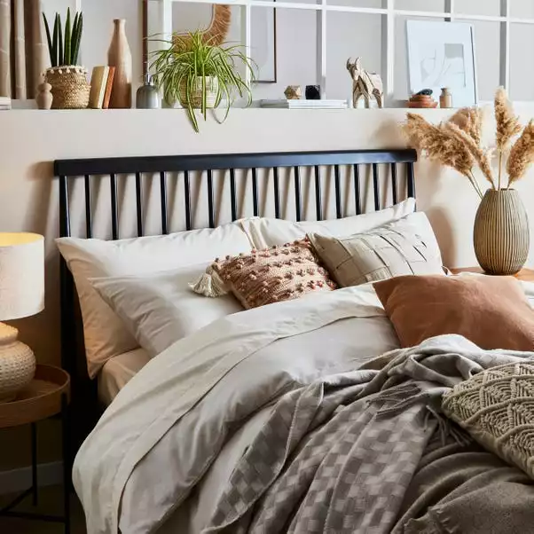 Cedar & Sage Large Stripe Vase 4 Cedar & Sage Large Stripe Vase - Image 4