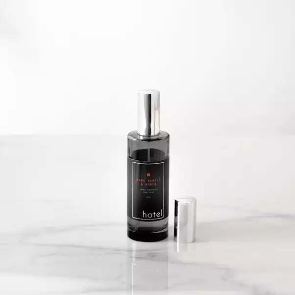 Hotel Neroli And Amber Room Spray 2 Hotel Neroli And Amber Room Spray - Image 2