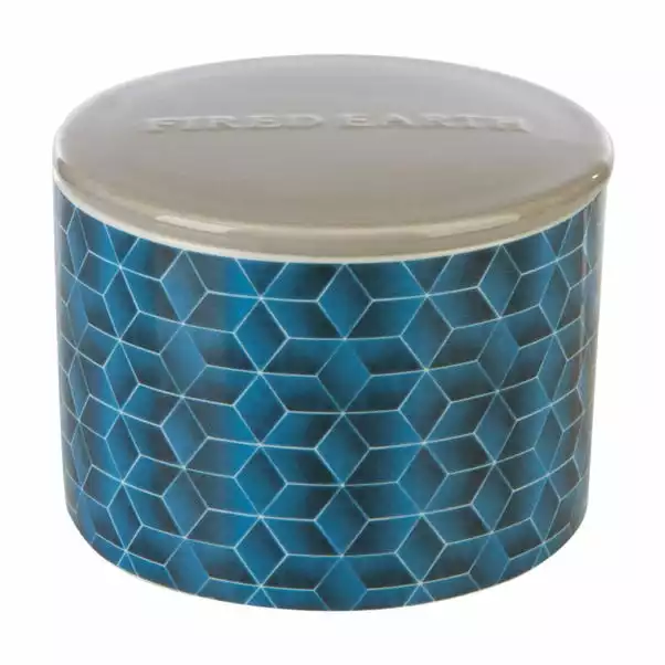 Fired Earth Large Ceramic Assam & White Cedar Wax Filled Candle 3 Fired Earth Large Ceramic Assam & White Cedar Wax Filled Candle - Image 3