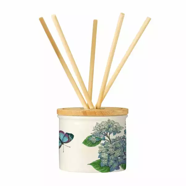 Portmeirion Botanic Garden Hydrangea 200ml Reed Diffuser 3 Portmeirion Botanic Garden Hydrangea 200ml Reed Diffuser - Image 3