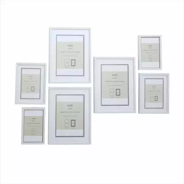 Dunelm Pack Of 7 Essentials Gallery Photo Frame 3 Dunelm Pack Of 7 Essentials Gallery Photo Frame - Image 3