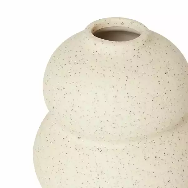 Dunelm Speckled Bud Vase 11cm White Sand 4 Dunelm Speckled Bud Vase 11cm White Sand - Image 4